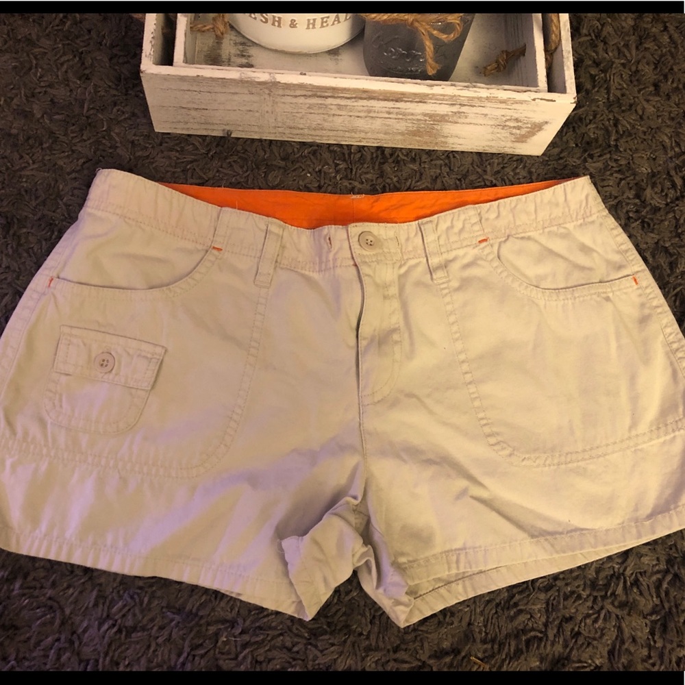 Aeropostale khaki shorts